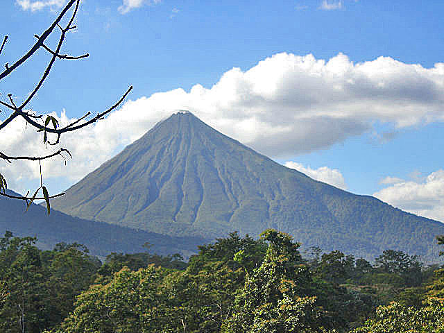 San Jose Costa Rica | One Day Tours | Arenal Volcano